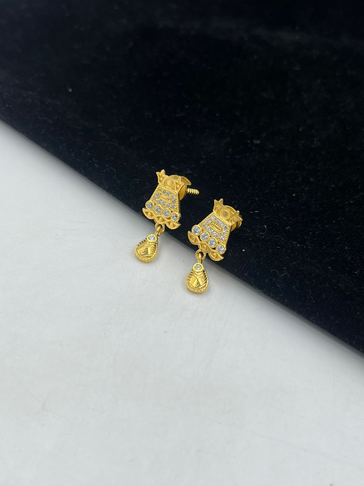 Janaan Gold Earrings Online Jewellery Shopping India | Yellow Gold 18K |  Candere by Kalyan Jewellers